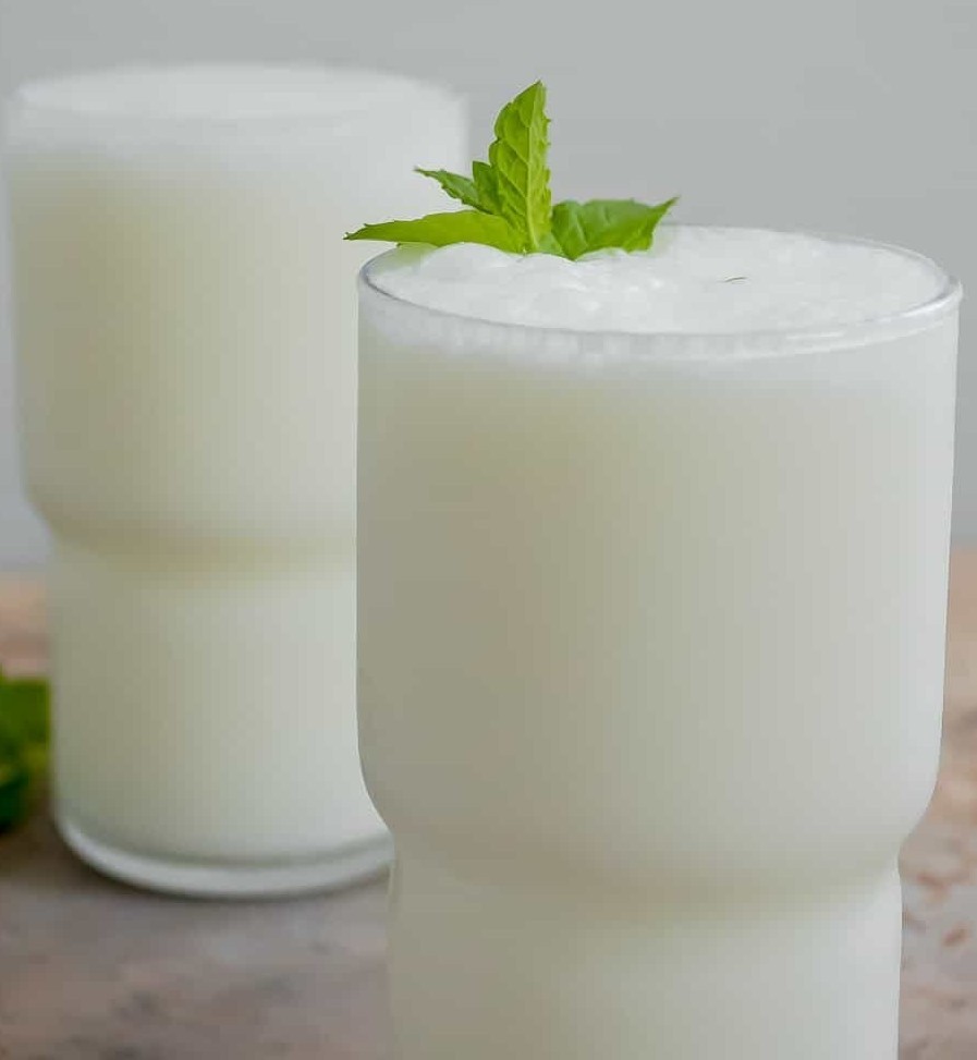 Ayran (Turkish Salty Yogurt Drink)